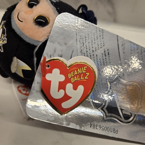 Ty Beanie Ballz 4" NHL Pittsburgh Penguins 2013 Rare Retired with Tags - Picture 3 of 9